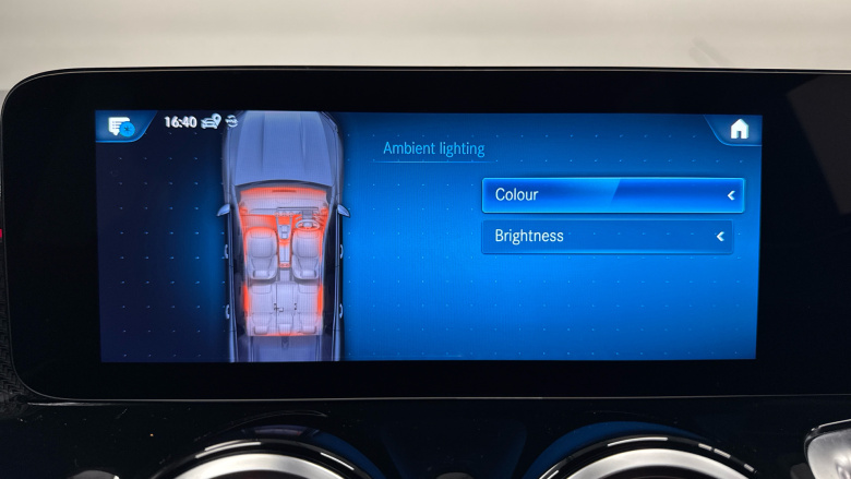 Mercedes-Benz GLB 200 AMG Line Premium + Night Ed 5dr 7G-Tronic Petrol Estate